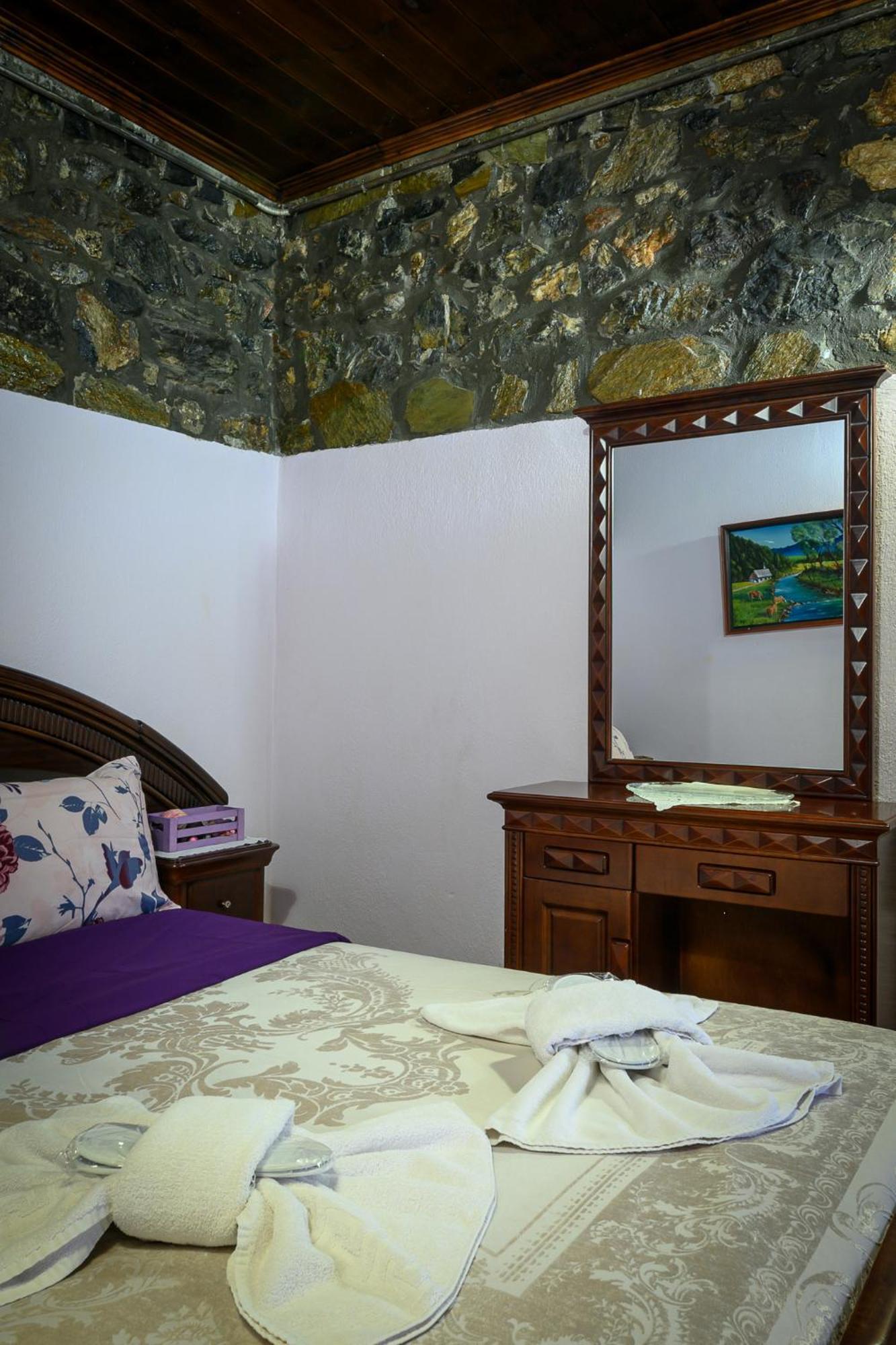 Metohi Inn ปาลีออส อากีออส อาตานาซีออส ภายนอก รูปภาพ